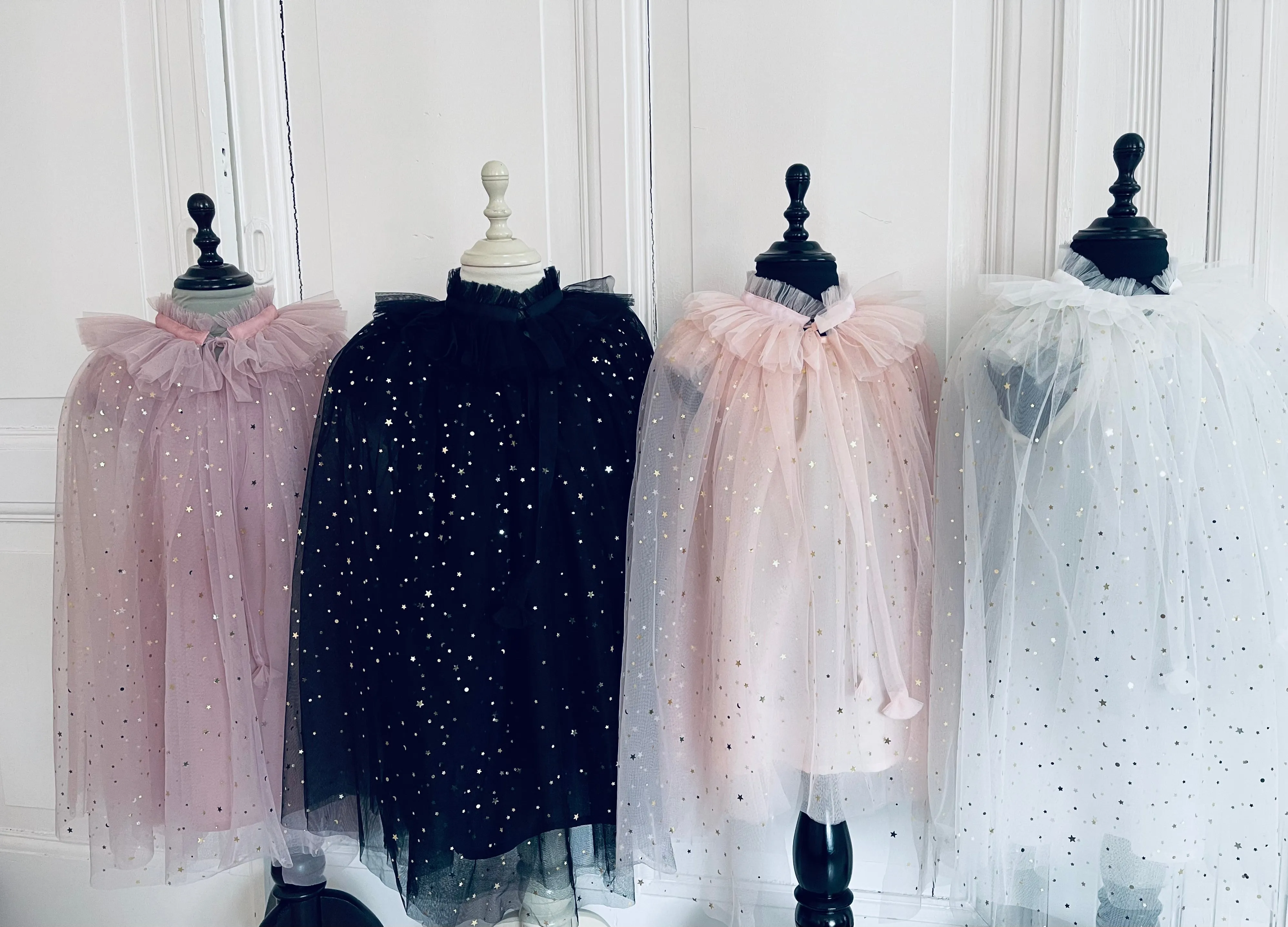 DOLLY® STARS & MOON ⭐️ 🌙 TULLE CAPE black