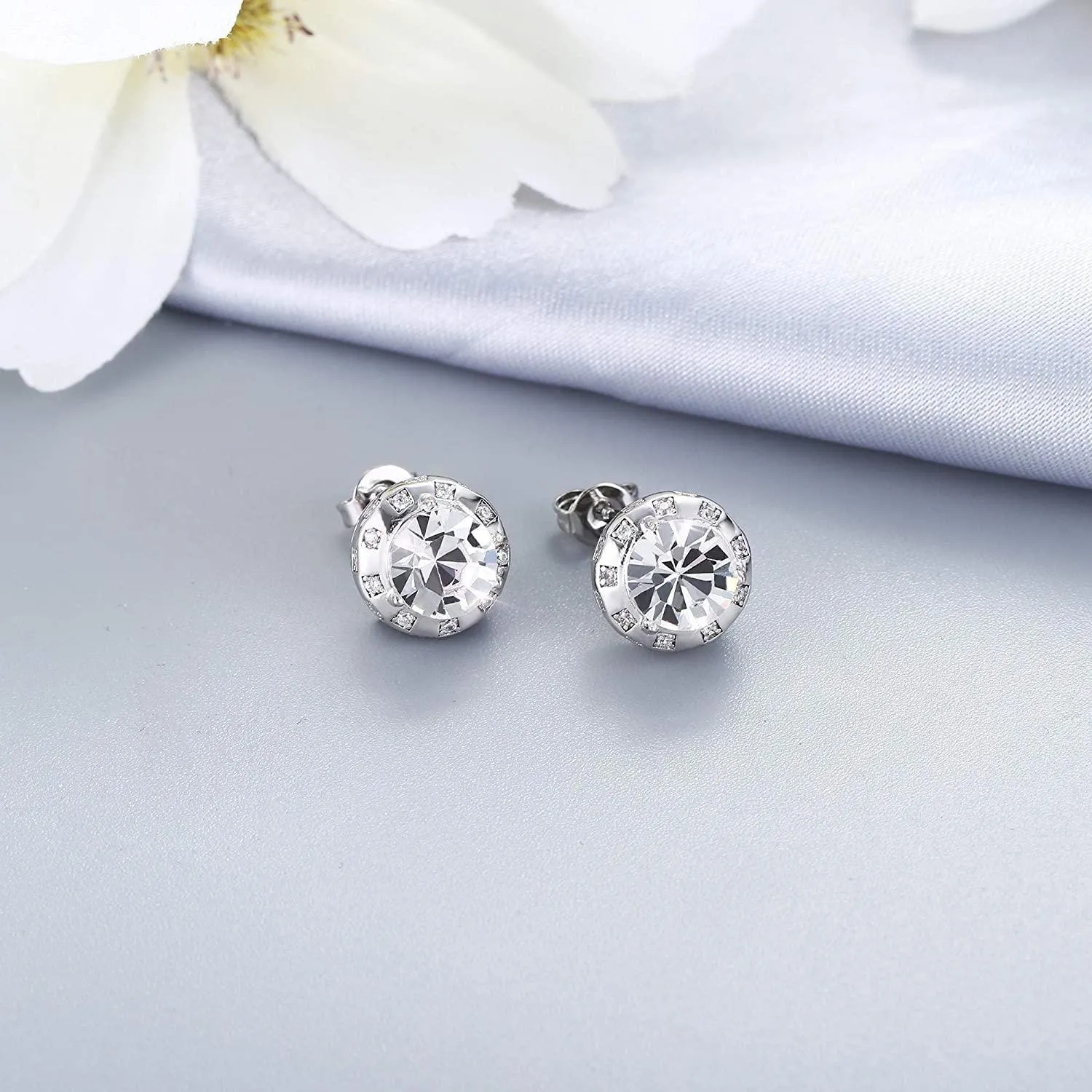 Round Halo Stud Earrings CZ Stud Earrings White Gold Plating Cubic Zirconia Stud Earrings For Men Women Jewelry Gift